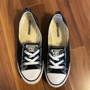 Black ballet lace converse